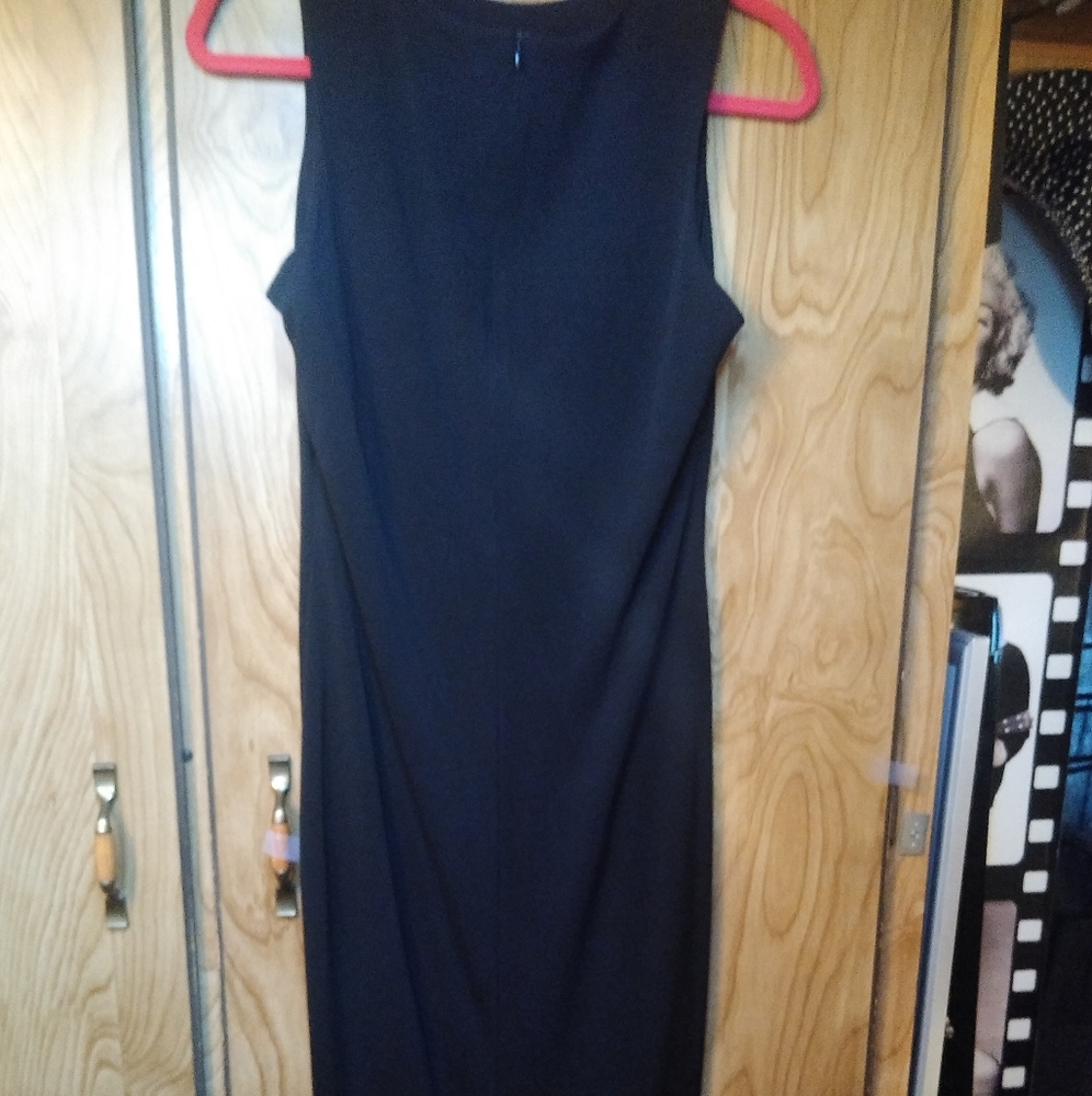 BLACK DRESS - Picture 2 of 2
